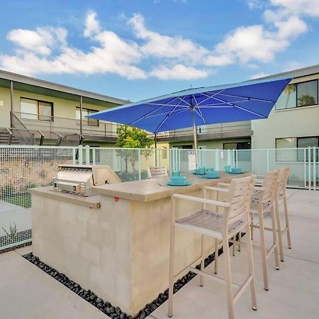 Micro Studio With Balcony & Pool View - Walk To Ot Scottsdale Dış mekan fotoğraf